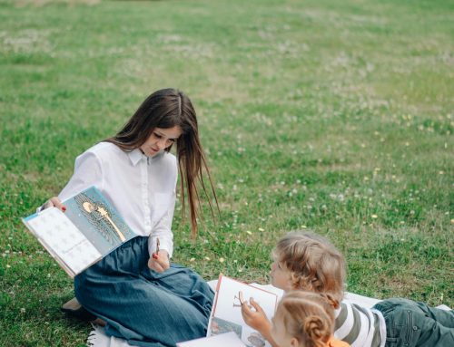 Quand les livres s&rsquo;invitent en vacances